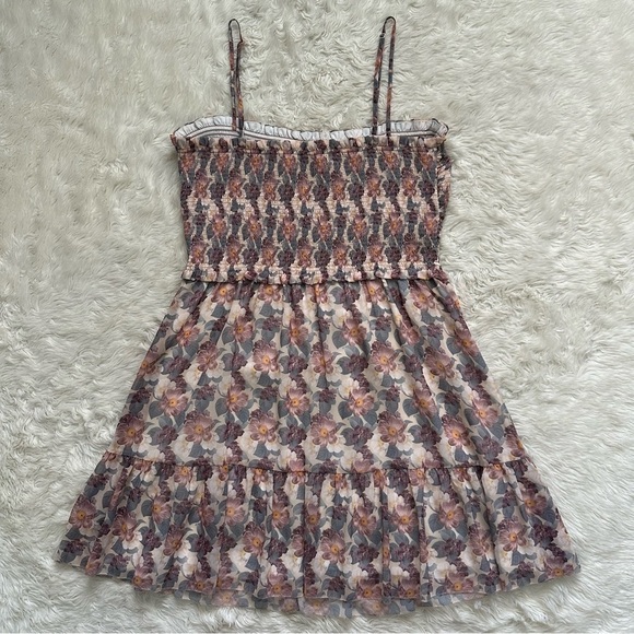 Aritzia Wilfred Dress Tempest Sleeveless Mini Smocked Tiered Chiffon Floral L - Picture 3 of 11